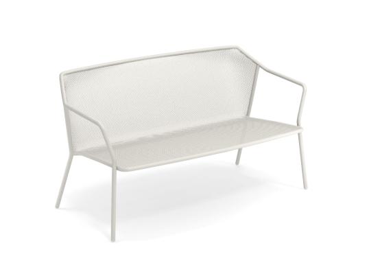 Уличный диван от фабрики Emu модель 527