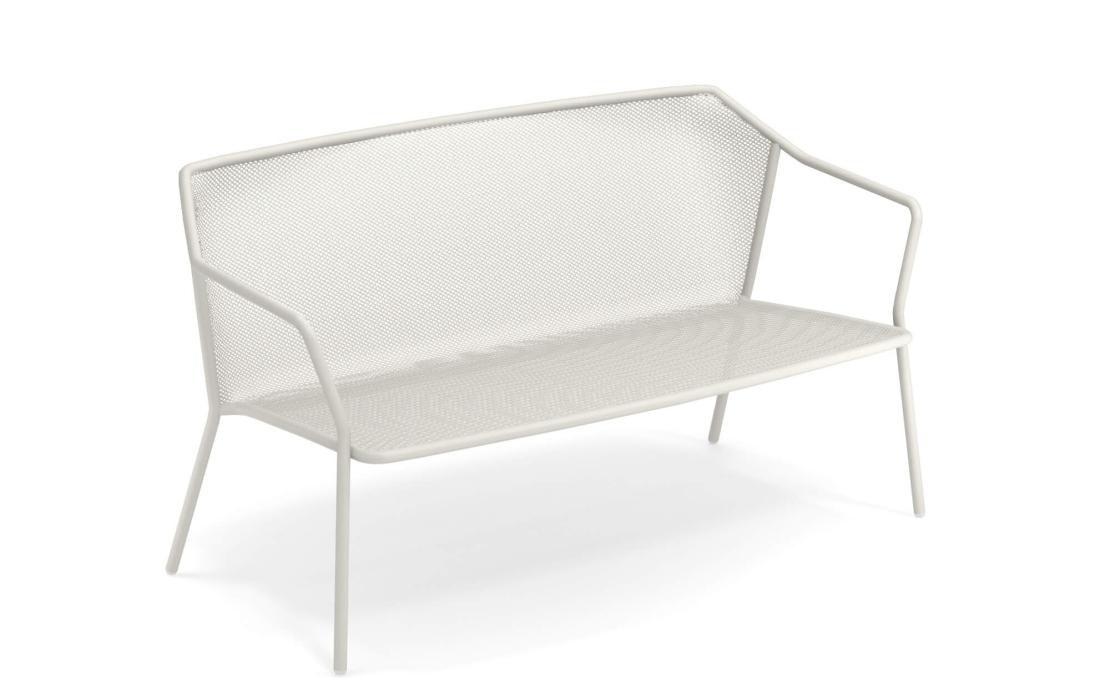 Уличный диван от фабрики Emu модель 527