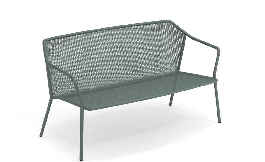 Уличный диван от фабрики Emu модель 527