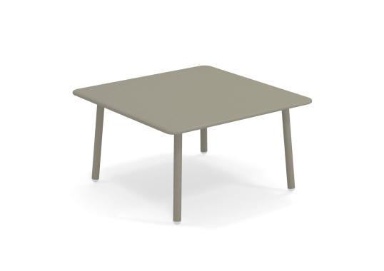 Уличный стол от фабрики Emu модель 526