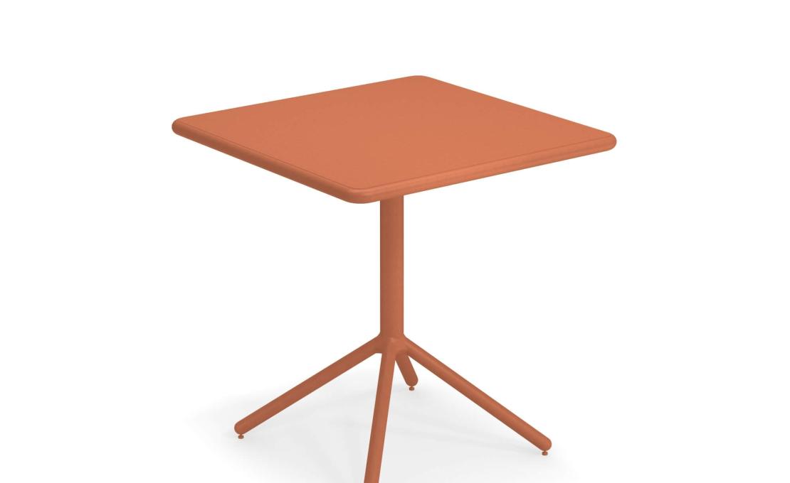 Стол от фабрики Emu модель 54GRACEROUNDBORDER+285