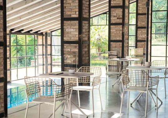 Кресло от фабрики Emu модель 616