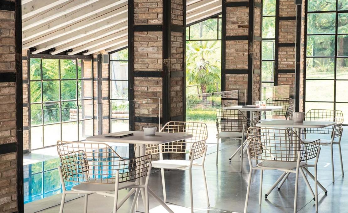 Кресло от фабрики Emu модель 616