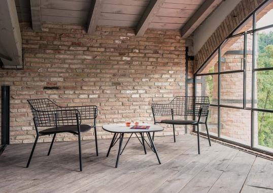 Кресло от фабрики Emu модель 617