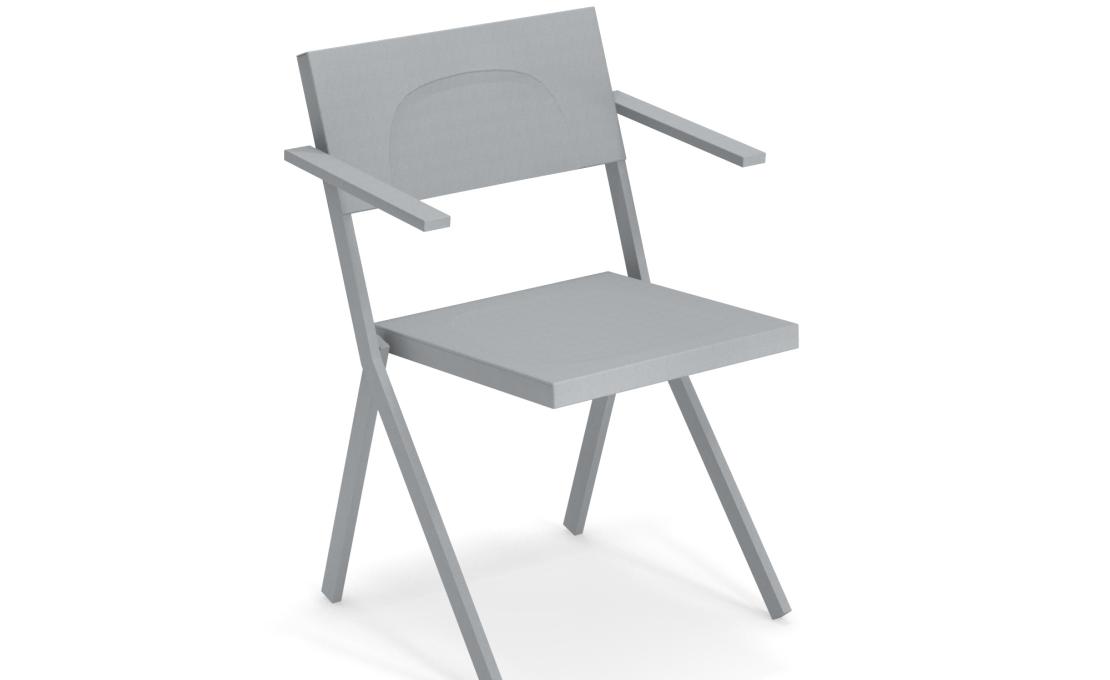 Кресло от фабрики Emu модель 411