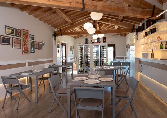 Стул от фабрики Emu модель 410