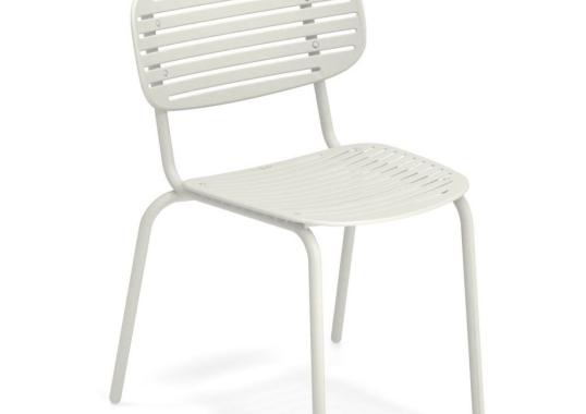 Стул от фабрики Emu модель Mom 