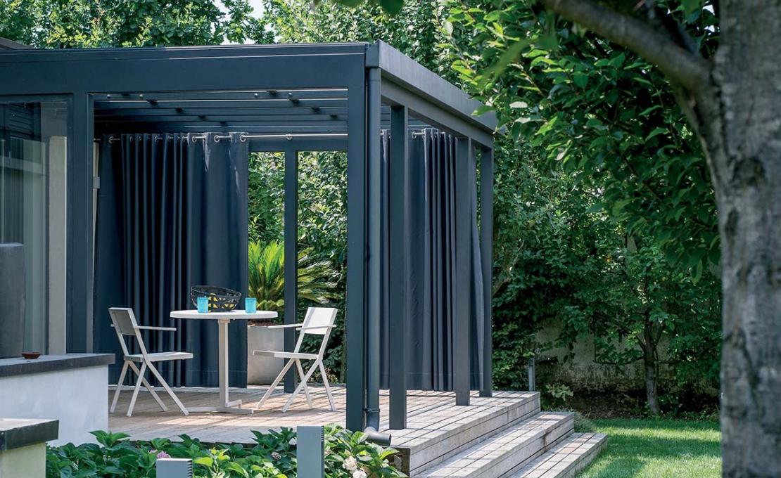 Кресло от фабрики Emu модель 411