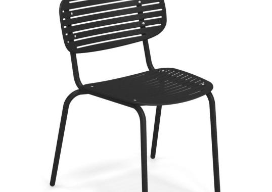 Стул от фабрики Emu модель Mom 