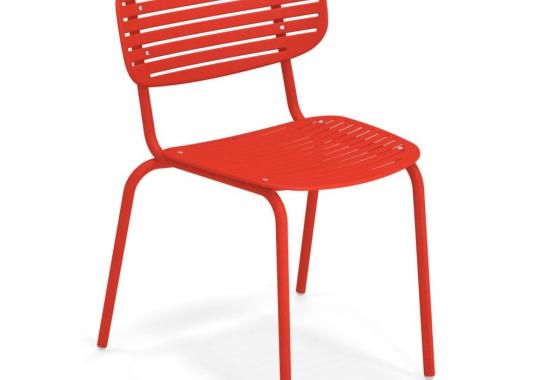 Стул от фабрики Emu модель Mom 