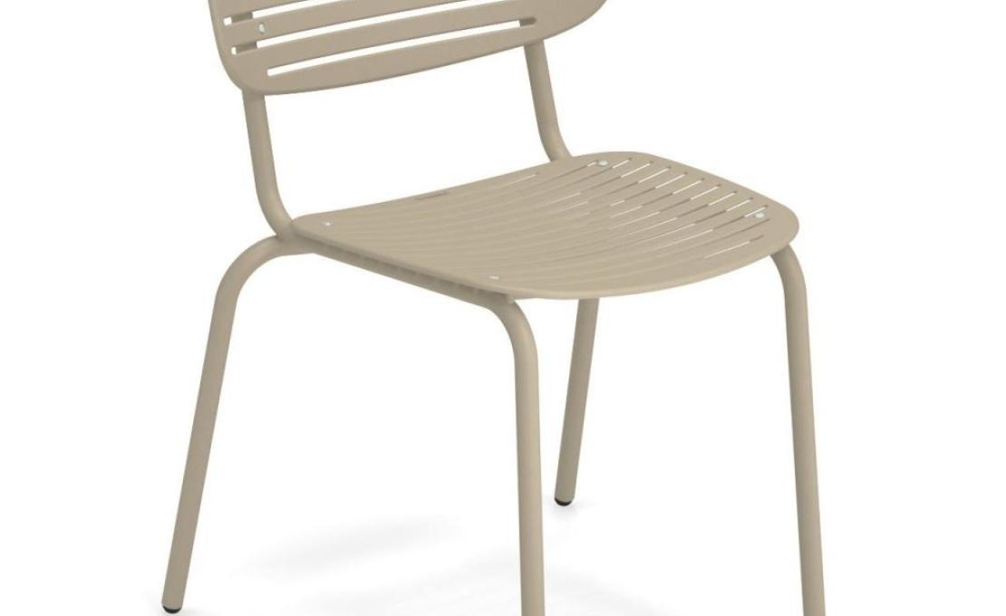 Стул от фабрики Emu модель Mom 