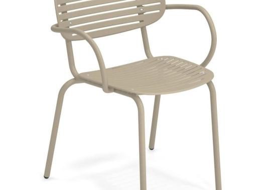 Кресло от фабрики Emu модель Mom Small Arm