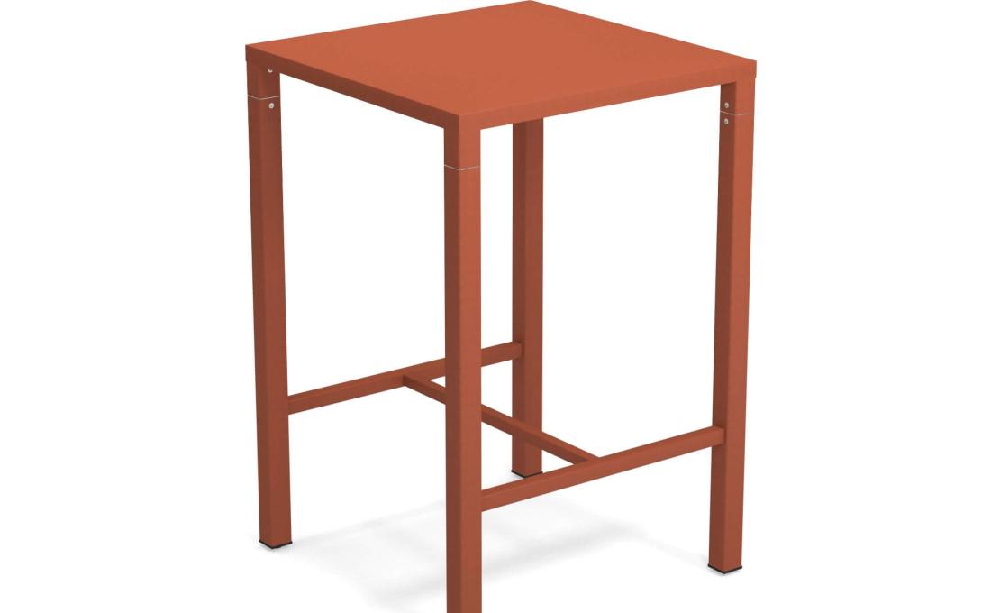 Стол от фабрики Emu модель 89NOVAHIGHTABLESQUARE