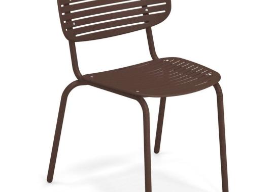 Стул от фабрики Emu модель Mom 