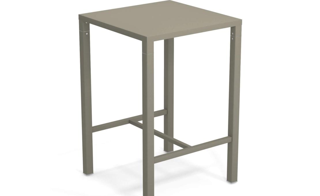 Стол от фабрики Emu модель 89NOVAHIGHTABLESQUARE