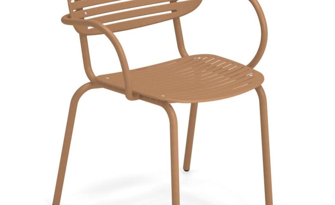 Кресло от фабрики Emu модель Mom Small Arm