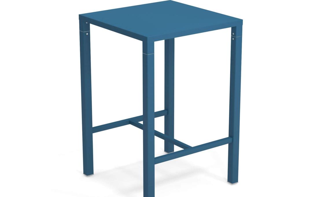 Стол от фабрики Emu модель 89NOVAHIGHTABLESQUARE