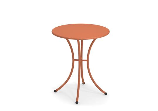 Уличный стол от фабрики Emu модель PIGALLE TABLE