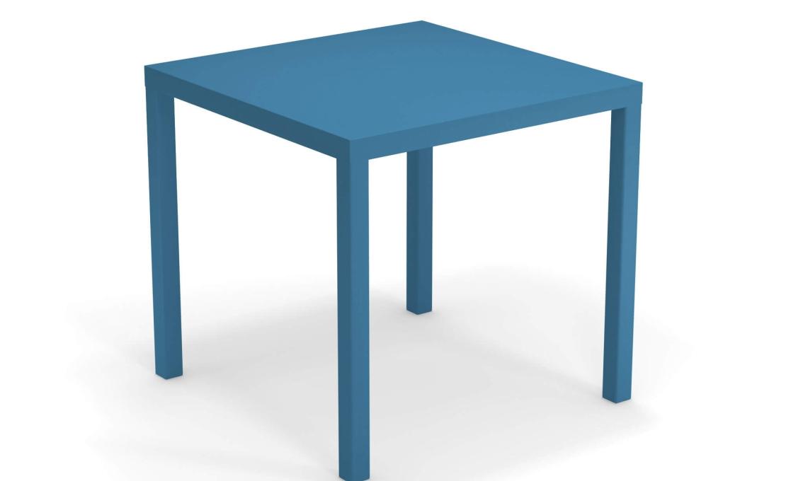 Стол от фабрики Emu модель 85NOVATABLESQUARE