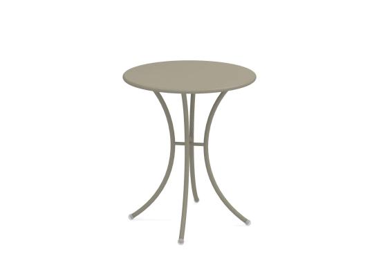 Уличный стол от фабрики Emu модель PIGALLE TABLE