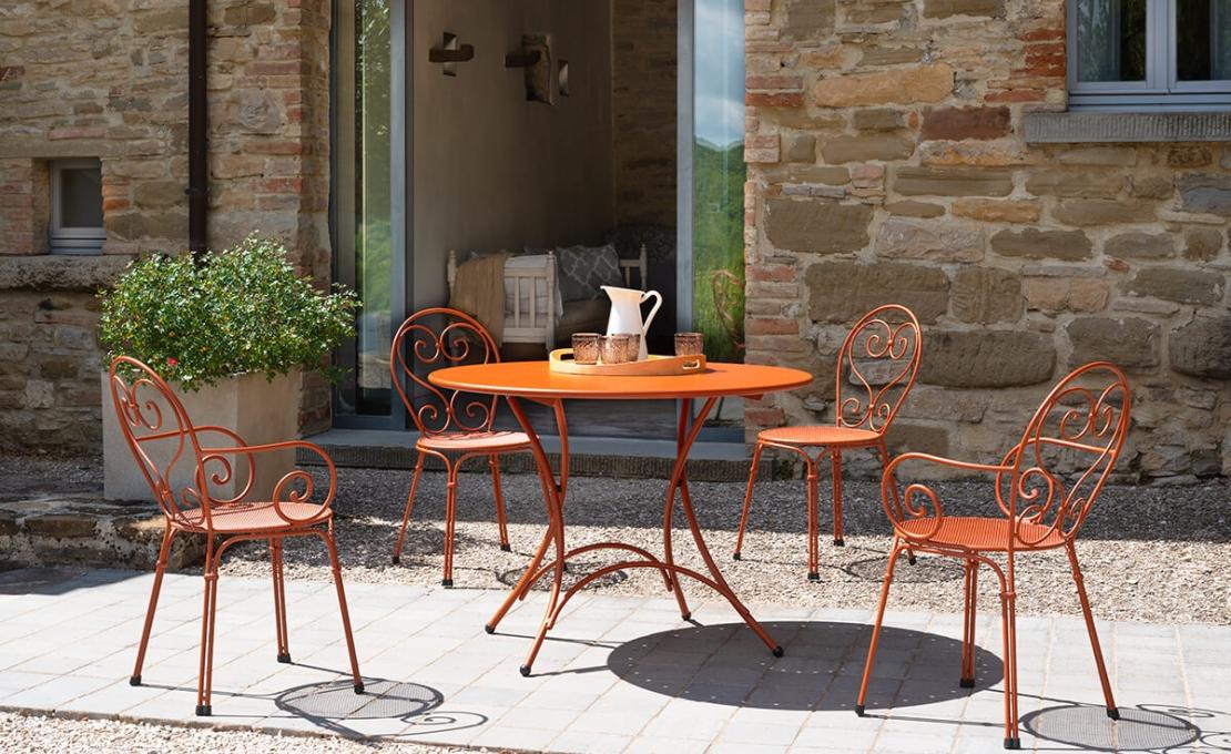 Кресло от фабрики Emu модель 910