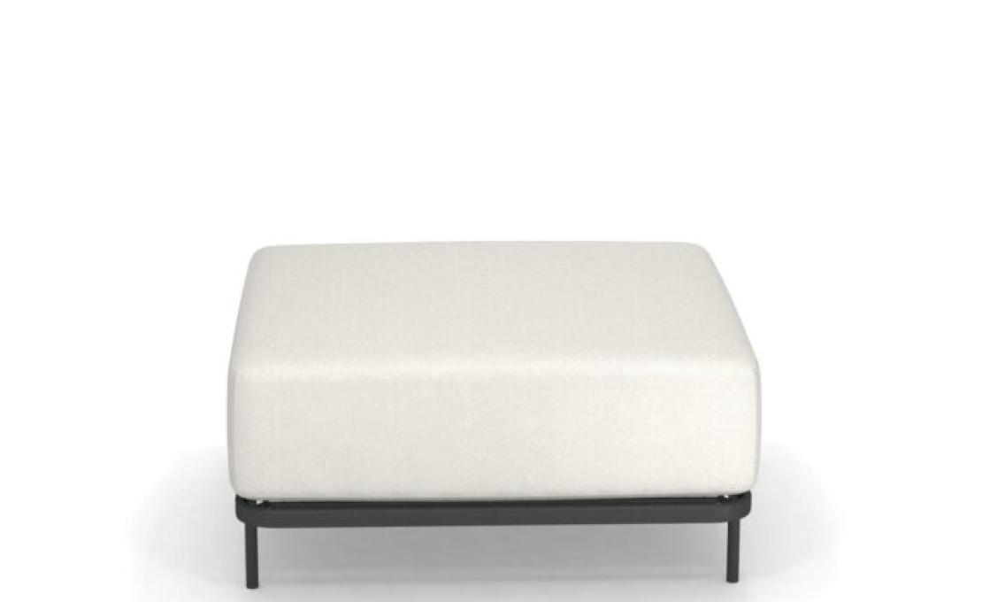 Уличный пуф от фабрики Emu модель 1085 Cannolè Pouf