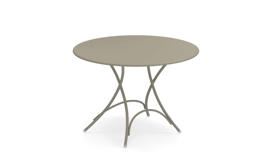 Уличный стол от фабрики Emu модель PIGALLE FOLDING TABLE