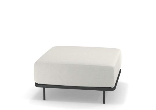 Уличный пуф от фабрики Emu модель 1085 Cannolè Pouf