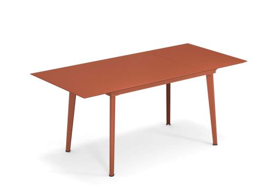 Уличный стол от фабрики Emu модель 3484