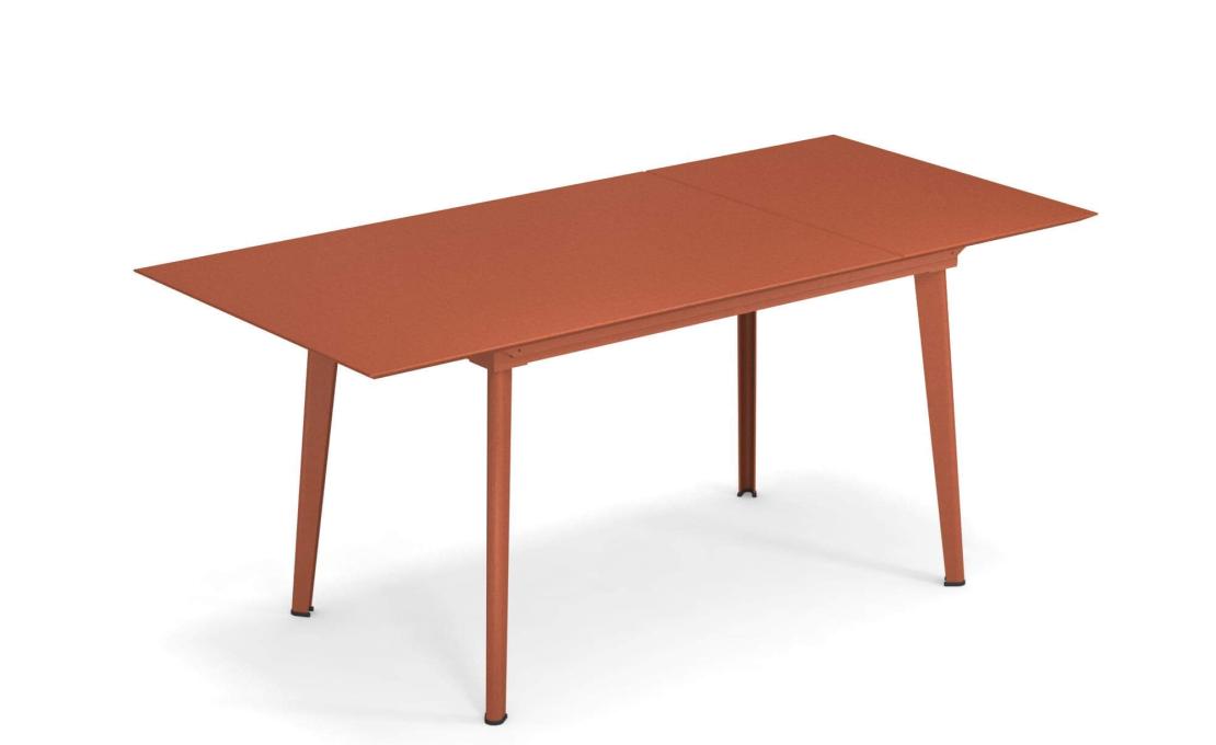 Уличный стол от фабрики Emu модель 3484