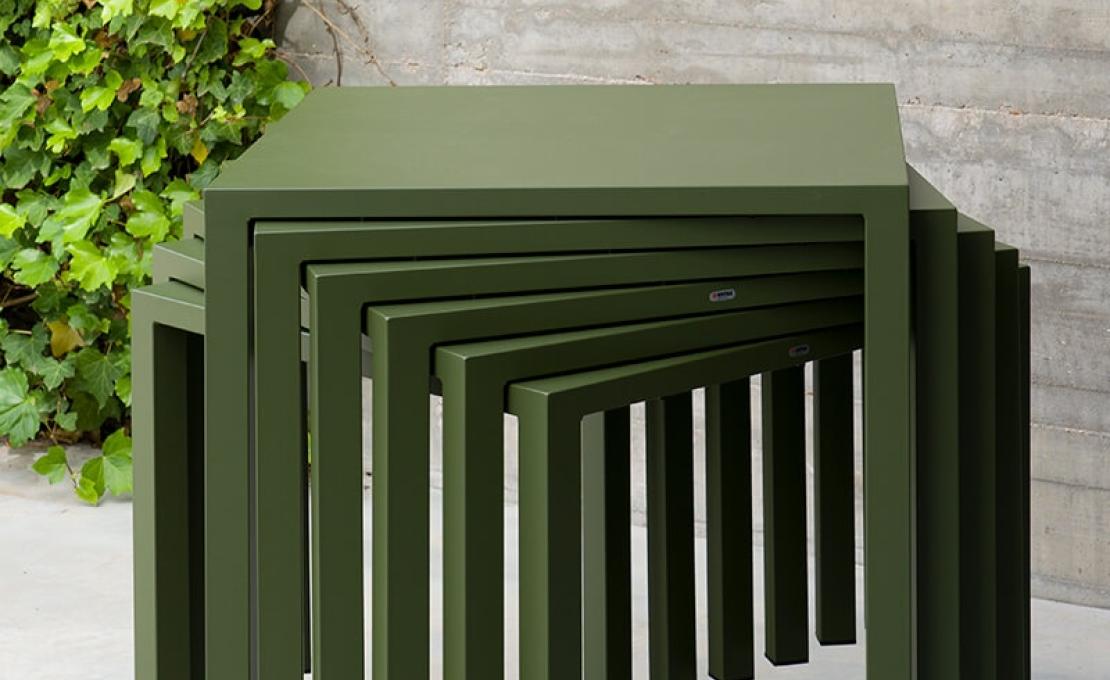 Стол от фабрики Emu модель 85NOVATABLESQUARE