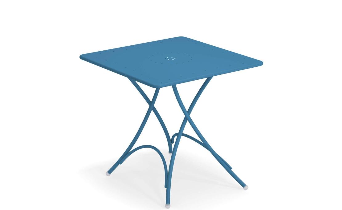 Уличный стол от фабрики Emu модель PIGALLE FOLDING TABLE