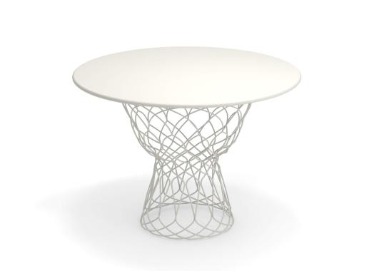 Уличный стол от фабрики Emu модель RETROUVEROUNDTABLE