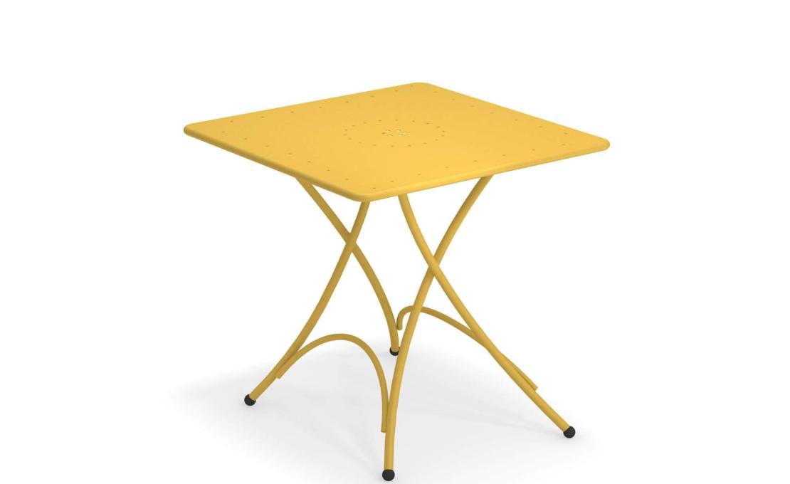 Уличный стол от фабрики Emu модель PIGALLE FOLDING TABLE