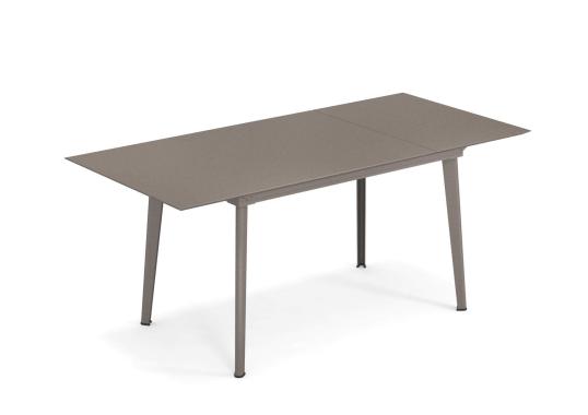 Уличный стол от фабрики Emu модель 3484