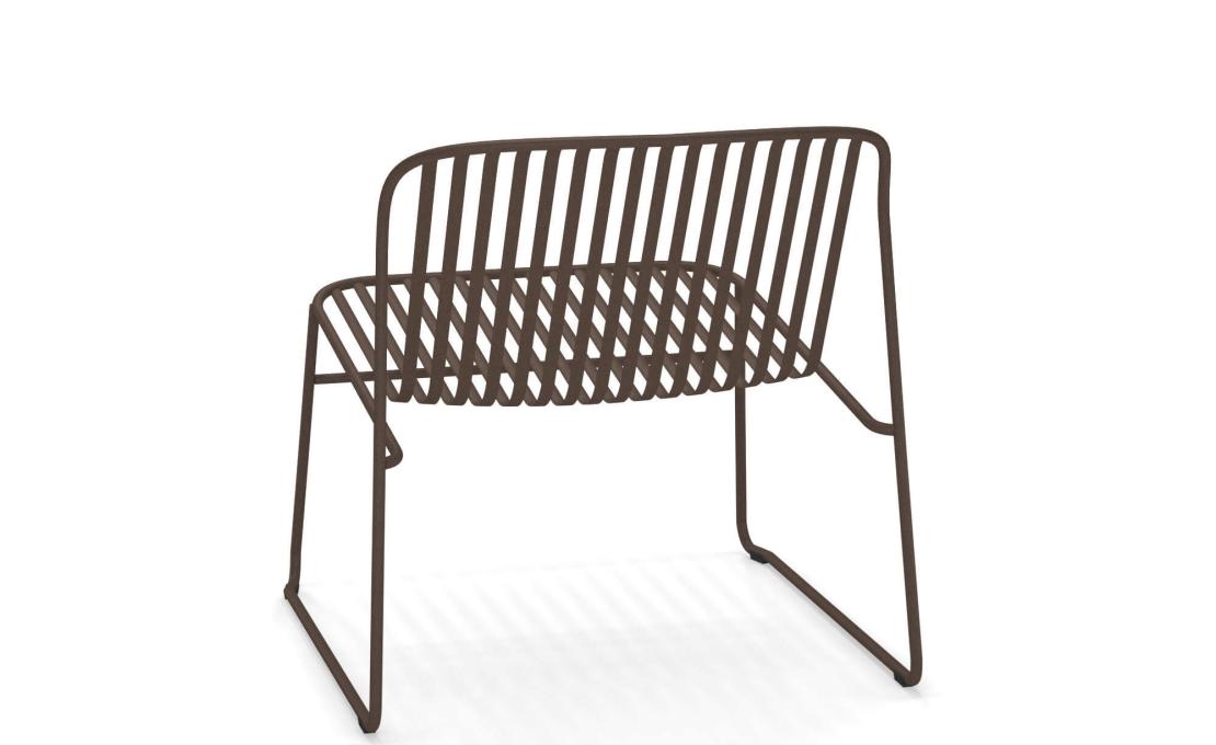 Уличное кресло от фабрики Emu модель Riviera  437 Arm