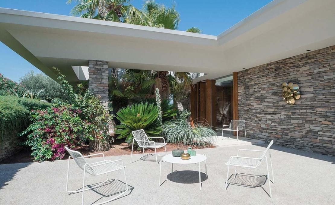 Журнальный столик от фабрики Emu модель 797