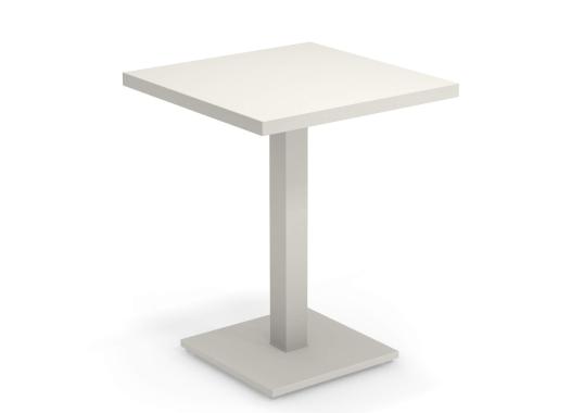 Стол от фабрики Emu модель 47ROUNDSQUARETABLE