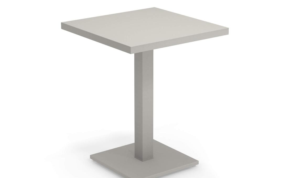 Стол от фабрики Emu модель 47ROUNDSQUARETABLE