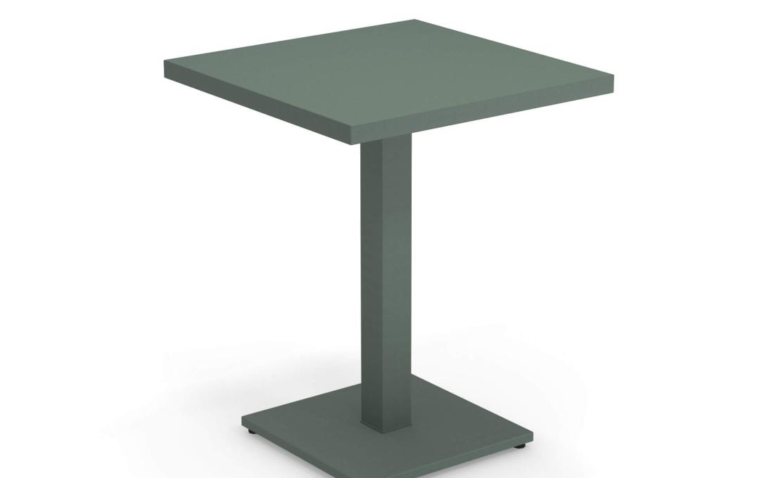 Стол от фабрики Emu модель 47ROUNDSQUARETABLE