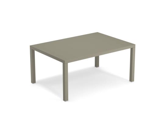 Журнальный столик от фабрики Emu модель 482