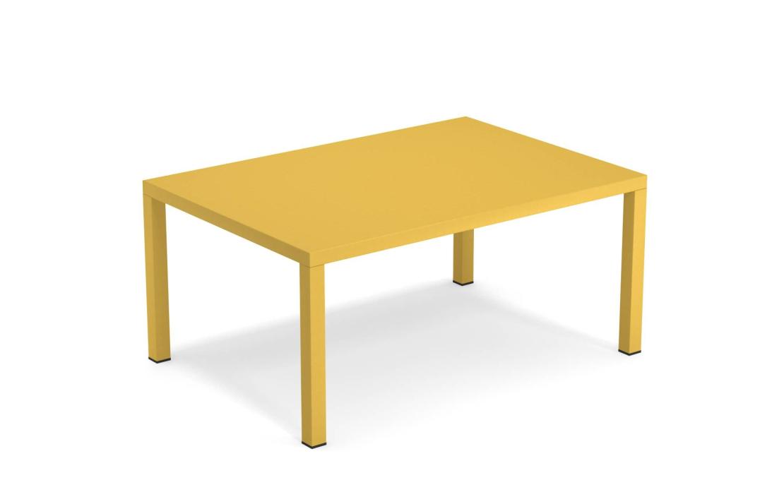 Журнальный столик от фабрики Emu модель 482