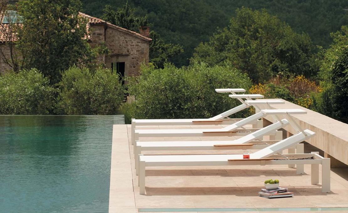 Шезлонг уличныйот фабрики Emu модель Shine 295