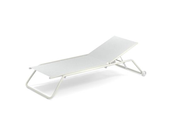 Шезлонг уличныйот фабрики Emu модель Snooze Sunbed