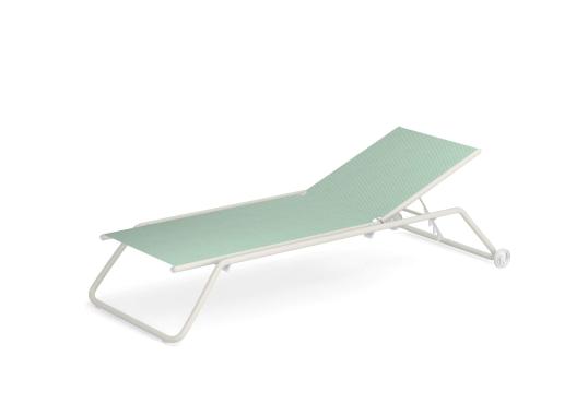 Шезлонг уличныйот фабрики Emu модель Snooze Sunbed