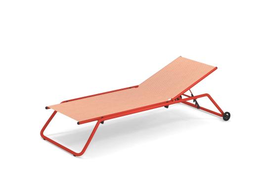 Шезлонг уличныйот фабрики Emu модель Snooze Sunbed