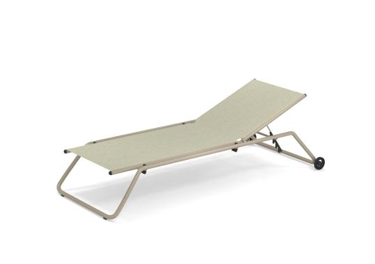 Шезлонг уличныйот фабрики Emu модель Snooze Sunbed