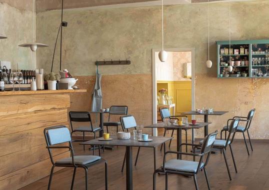 Стул от фабрики Emu модель 1361