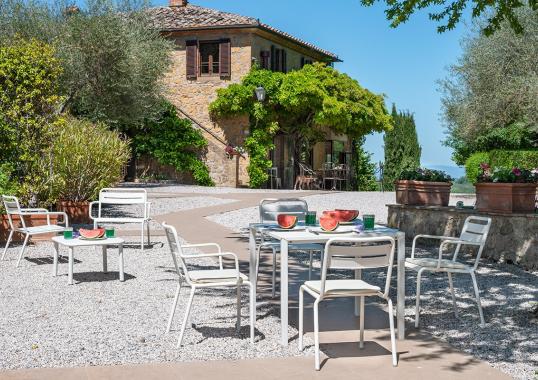 Кресло от фабрики Emu модель 209 Urban Small Arm