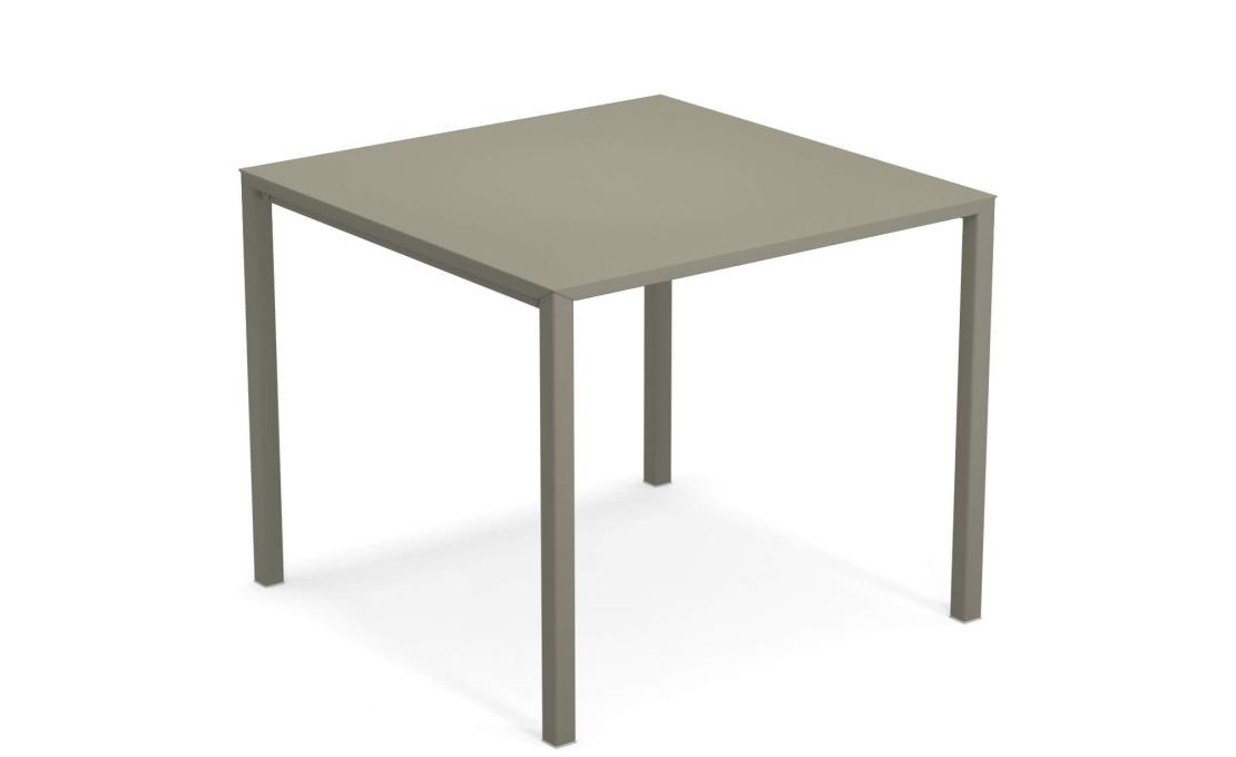 Стол от фабрики Emu модель 09EMUURBANTABLE